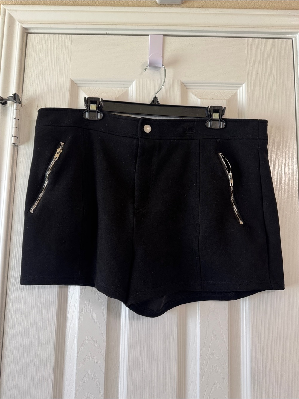 Forever 21 Black Women's Zip-Pocket Shorts